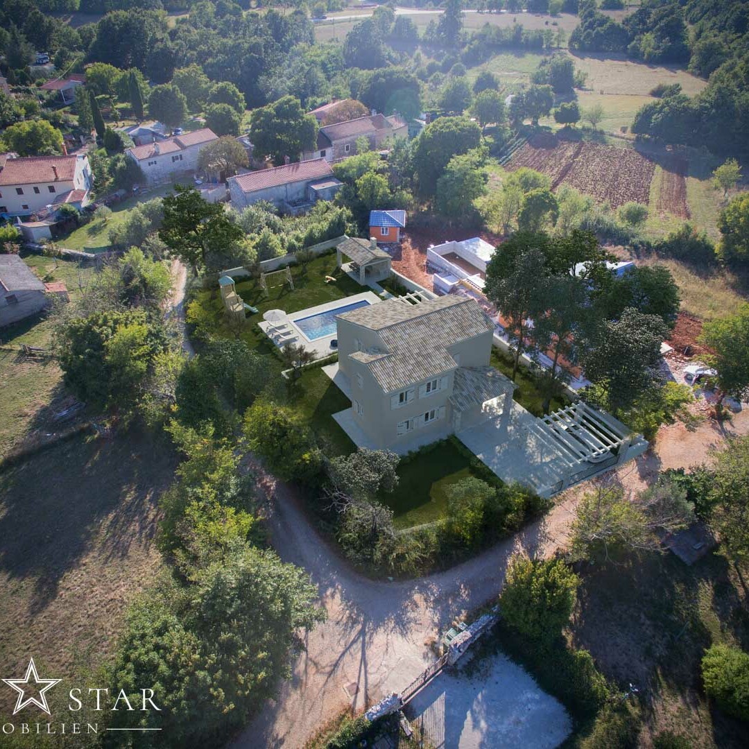 Baugrundstück mit Projekt bei Zminj Istrien-2