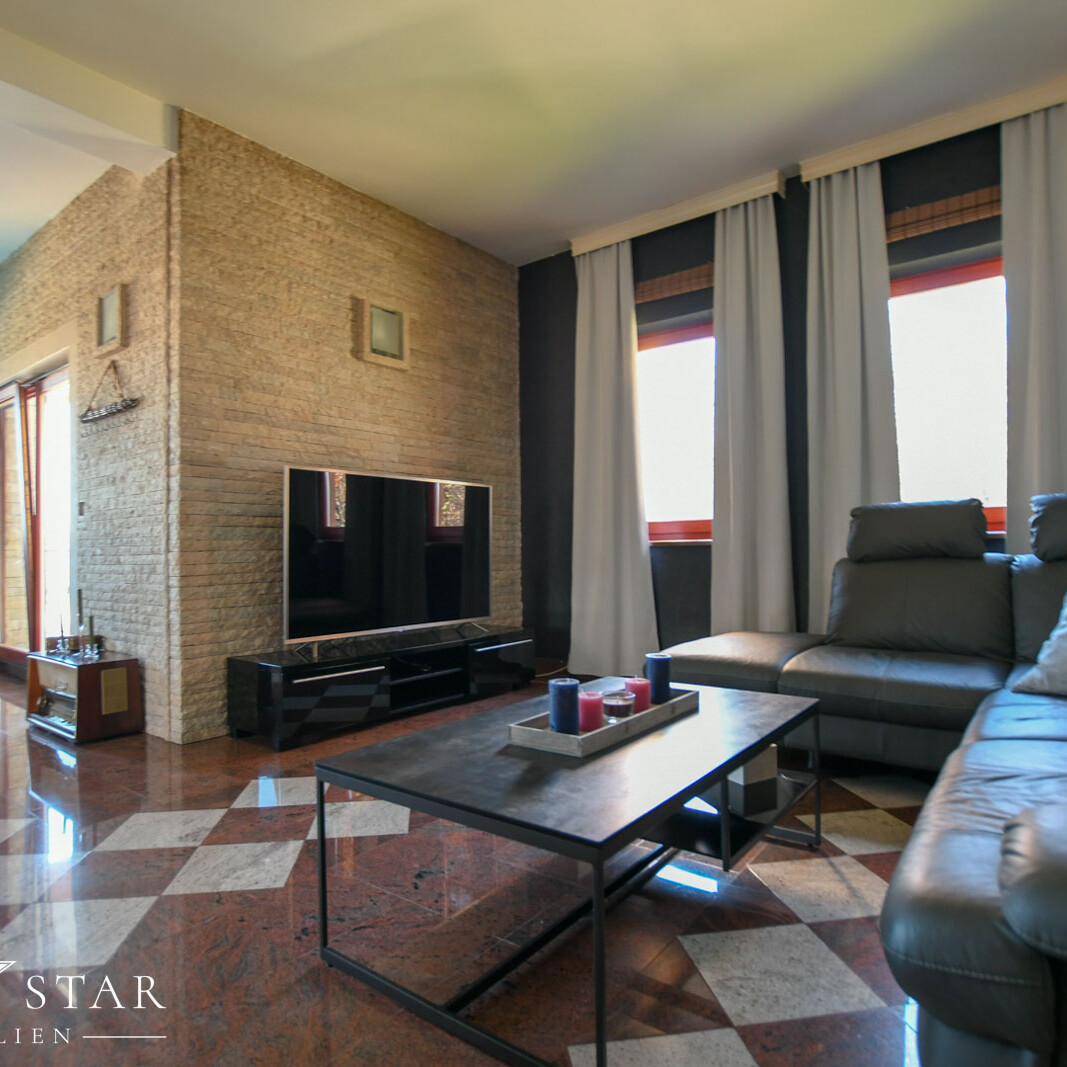 Haus freistehend mit Pool bei Porec kaufen-11