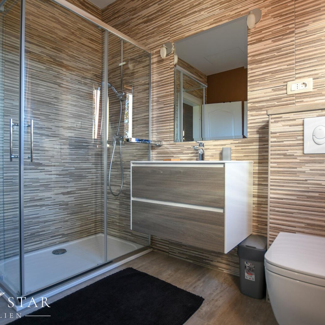 Haus freistehend mit Pool bei Porec kaufen-23