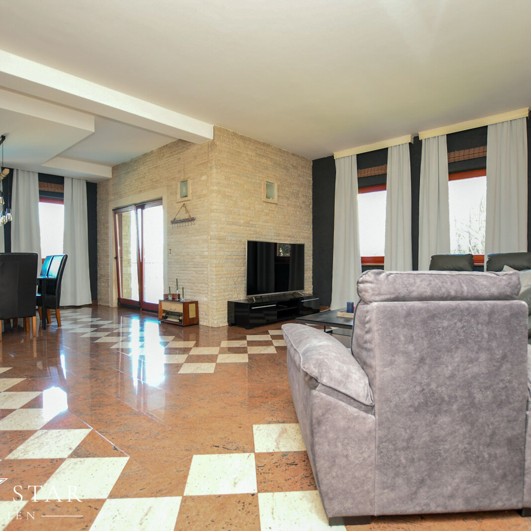 Haus freistehend mit Pool bei Porec kaufen-8