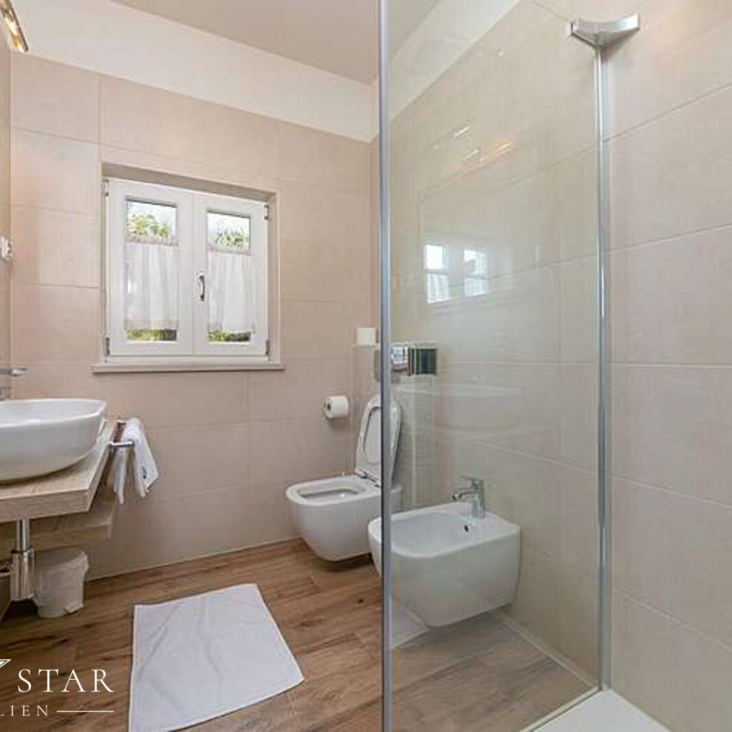 Haus mit Pool in Sveti Lovrec Istria-14