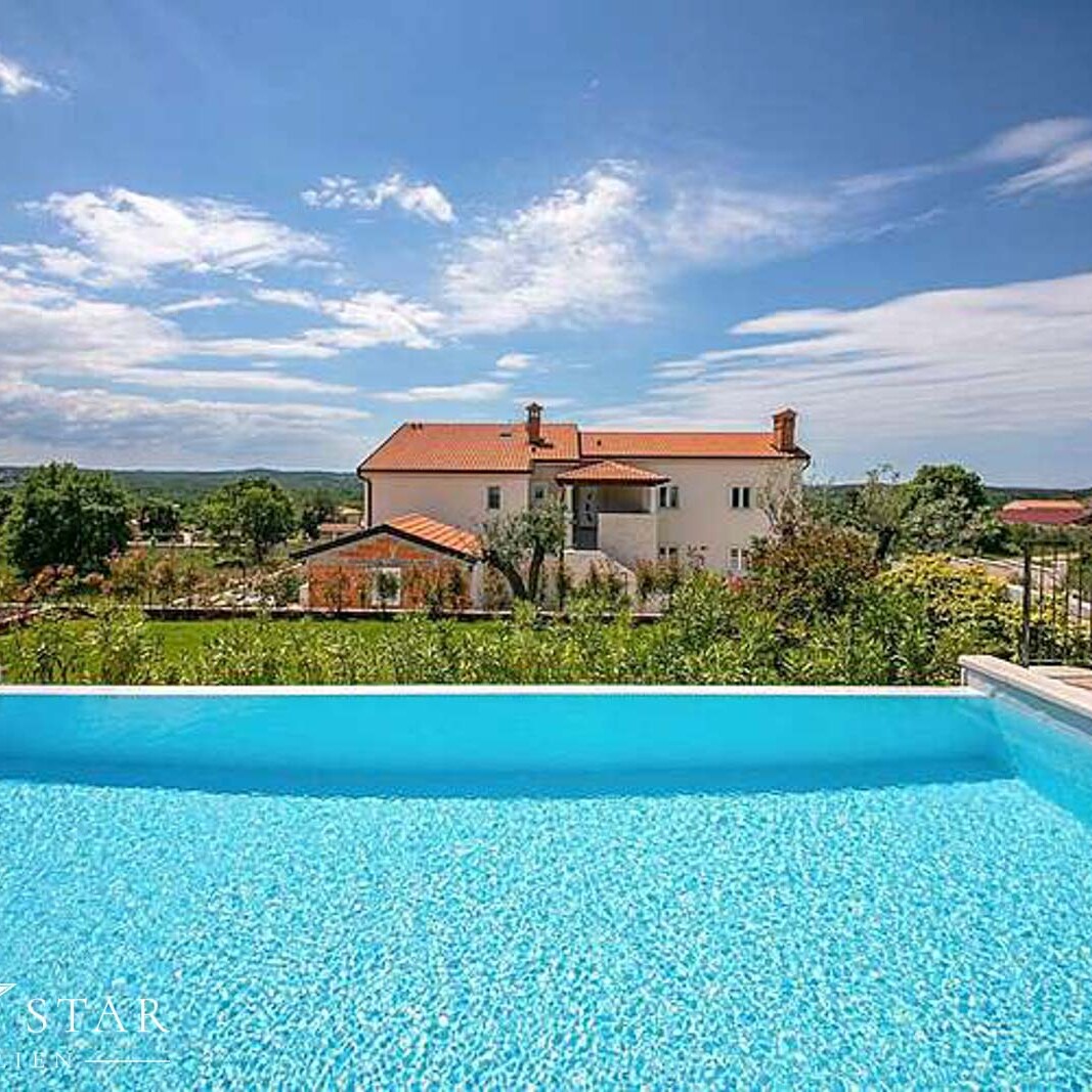 Haus mit Pool in Sveti Lovrec Istria-4