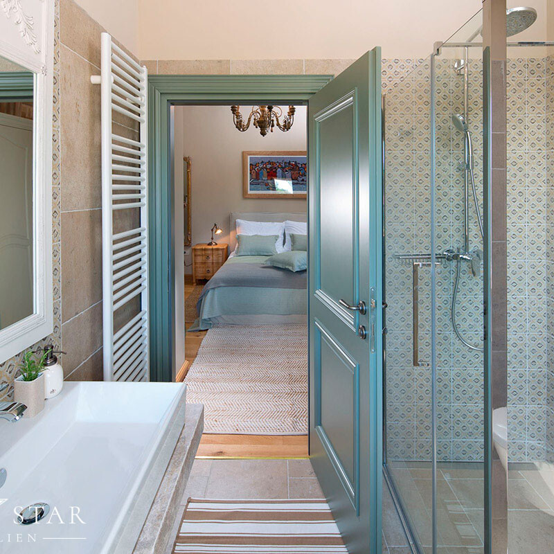 Luxusvilla Nevia mit Pool in Istrien Kanfanar kaufen Dusche