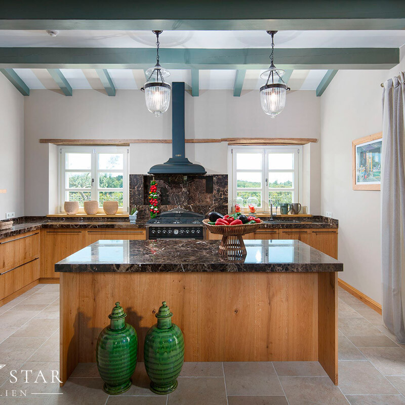 Luxusvilla Nevia mit Pool in Istrien Kanfanar kaufen Küche