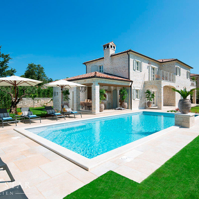 Luxusvilla mit Pool Istrien kaufen Pool bei Tag 1