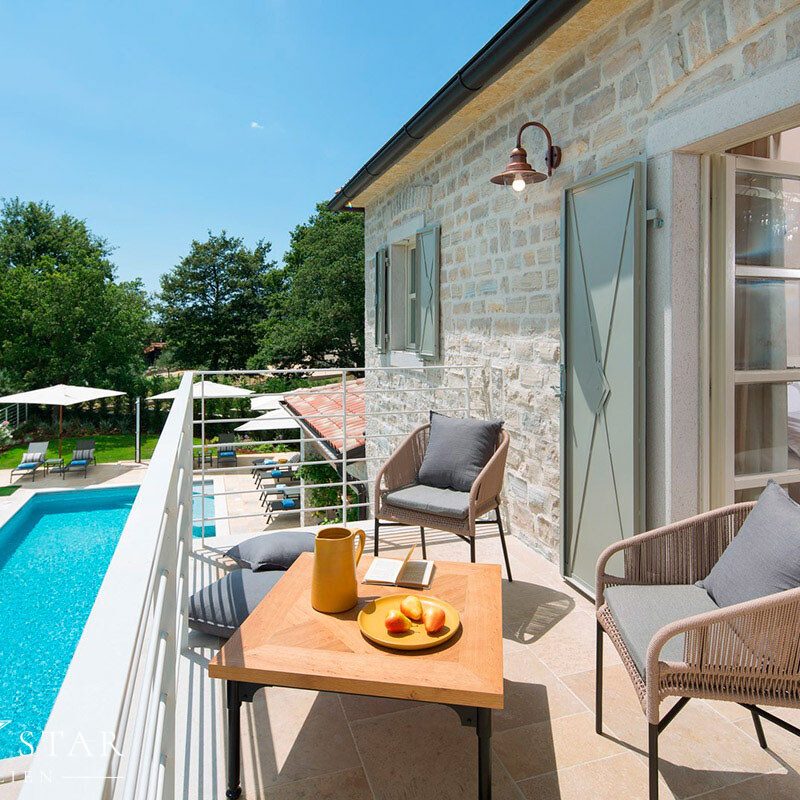 Luxusvilla mit Pool Istrien kaufen Balkon 2