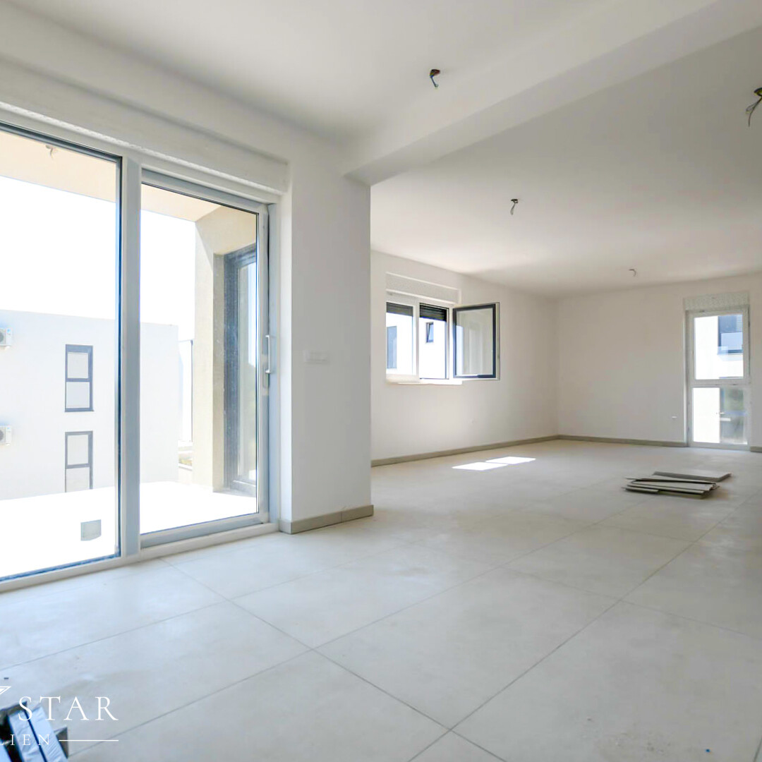 Penthouse Wohnung 3-ZI+WZ Neubau mit Dachterrasse in Porec Wohnzimmer bis Küche