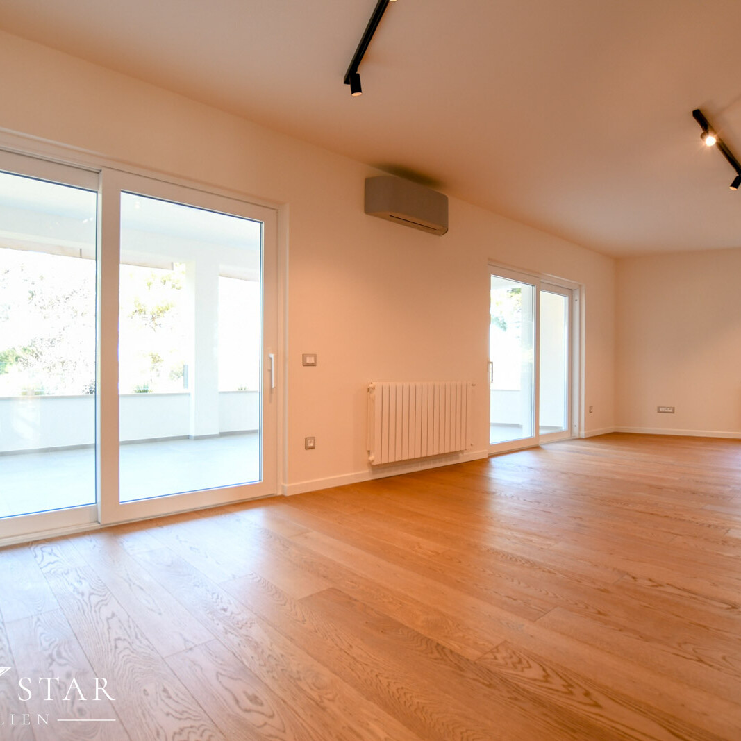 Schöne 4-Zi-Wohnung und Meerblick in Porec kaufen-16