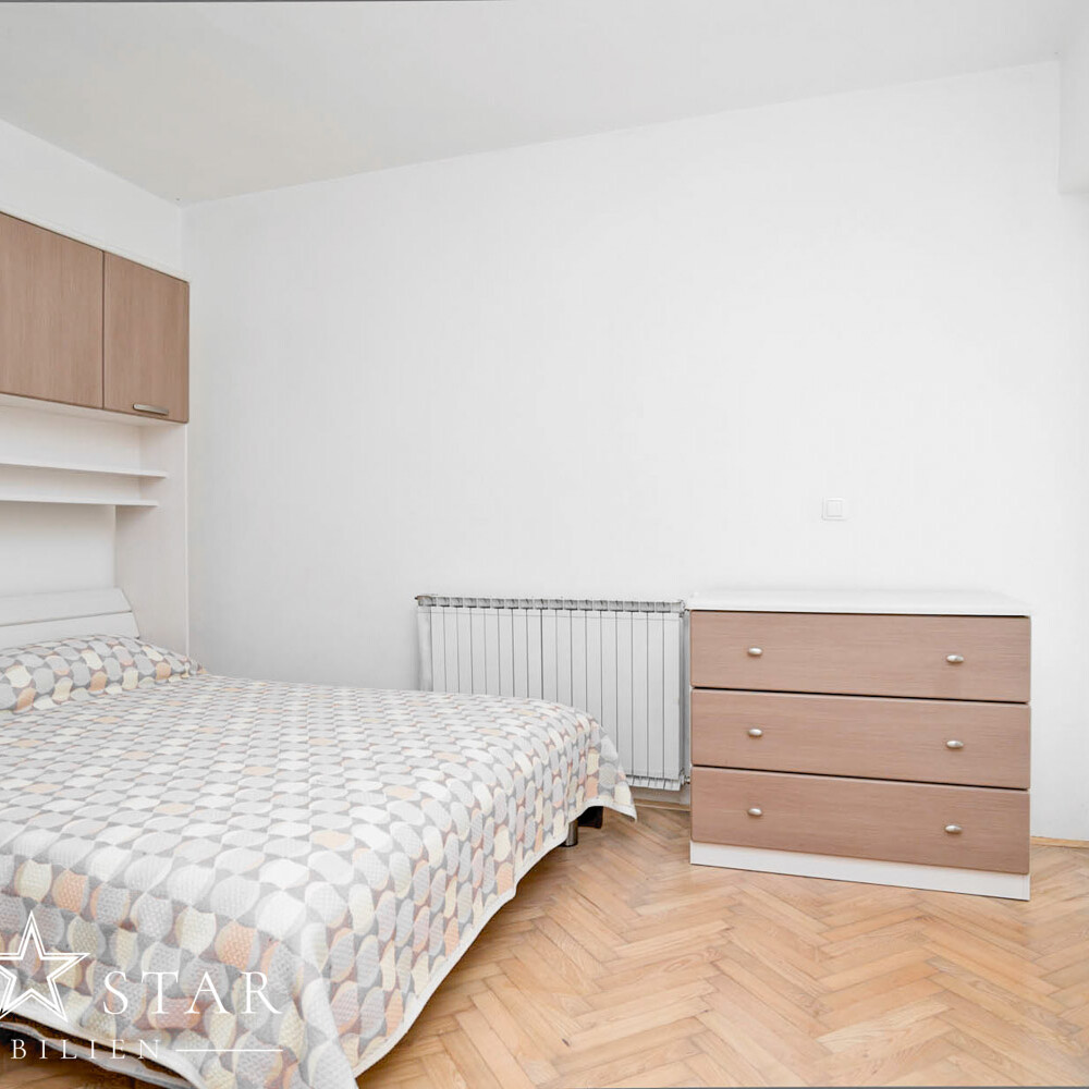 Zu verkaufen Haus mit 3 Wohnungen 250 m vom Meer entfernt, Umag-2