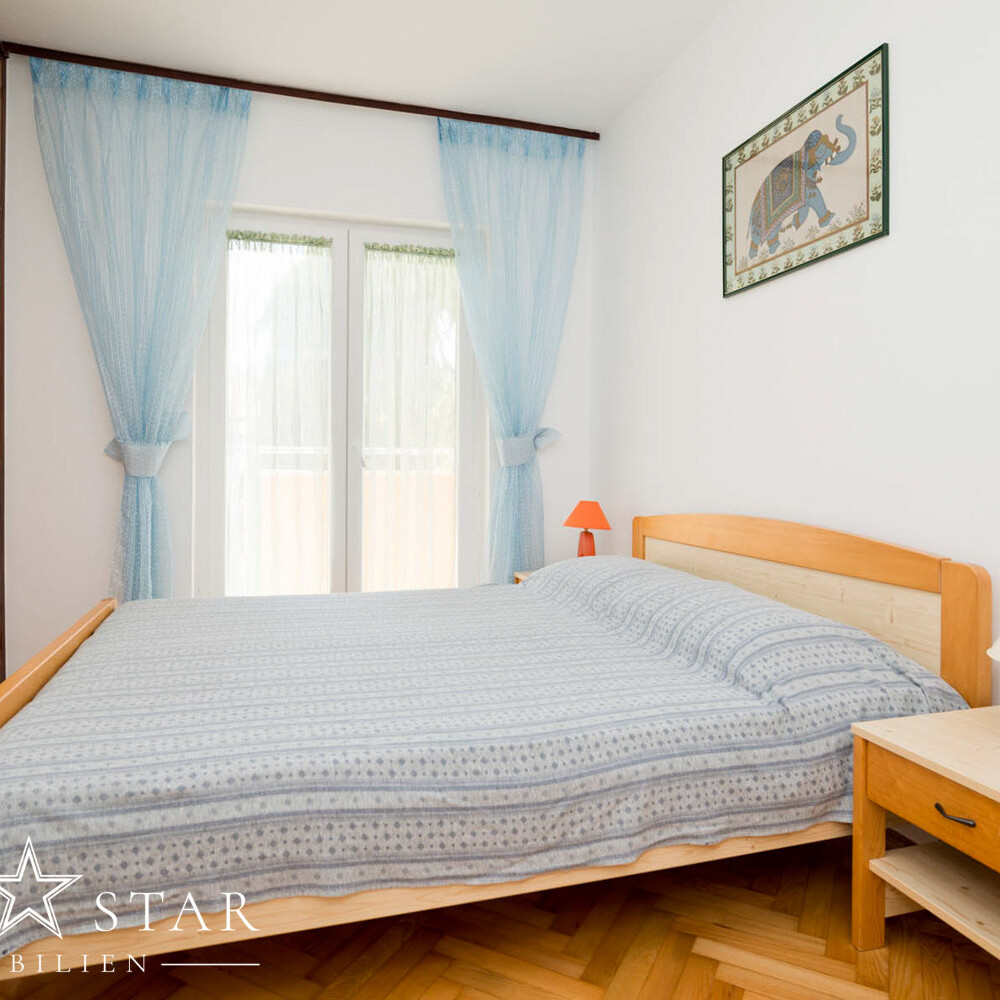 Zu verkaufen Haus mit 3 Wohnungen 250 m vom Meer entfernt, Umag-5