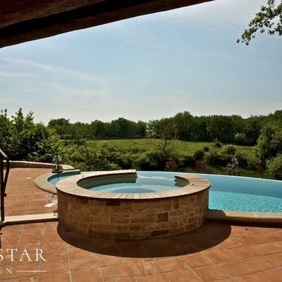 Einzigartige Steinvilla mit Pool zu verkaufen, Umgebung von Poreč-16