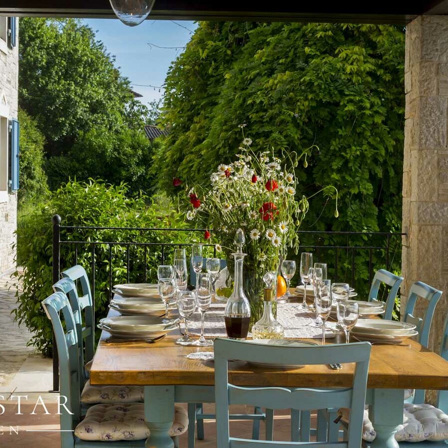 Einzigartige Steinvilla mit Pool zu verkaufen, Umgebung von Poreč-26