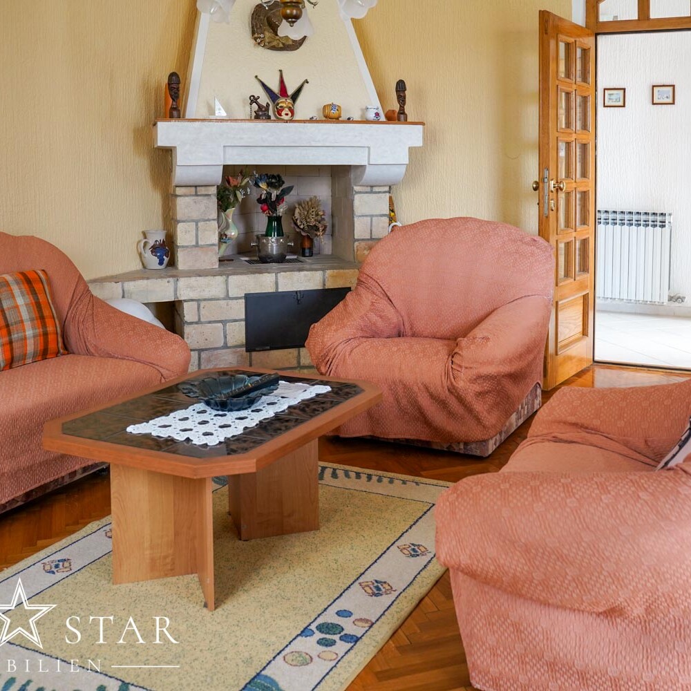 Großes Haus mit Garten in Porec kaufen