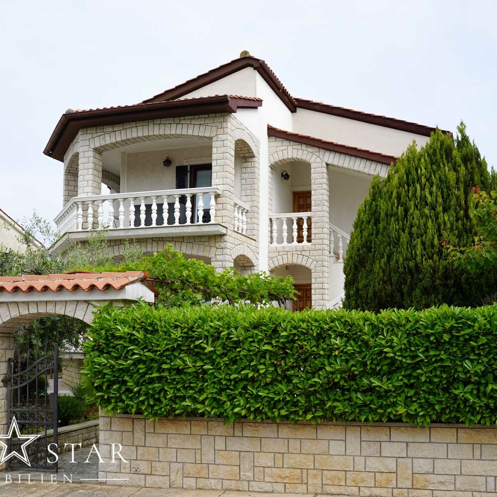 Großes Haus mit Garten in Porec kaufen -2