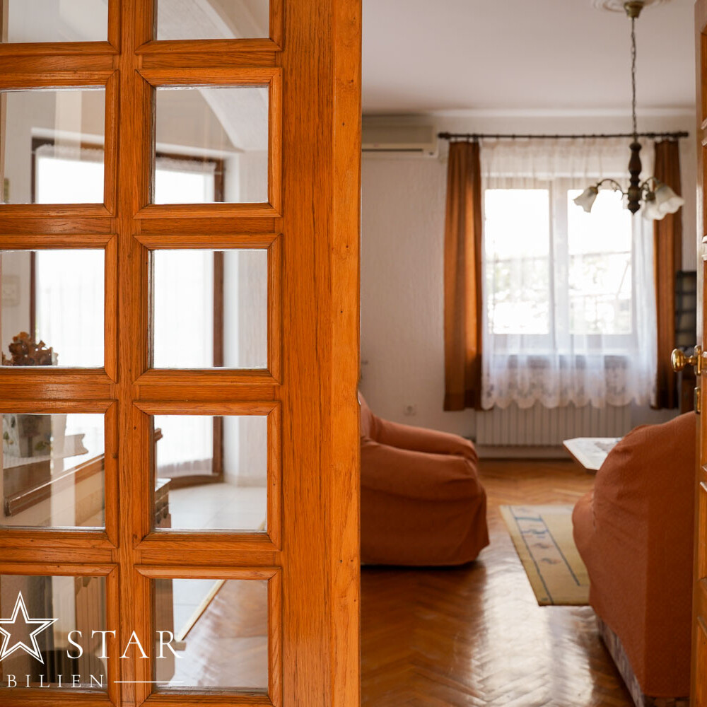 Großes Haus mit Garten in Porec kaufen