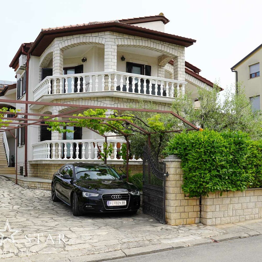 Großes Haus mit Garten in Porec kaufen -3