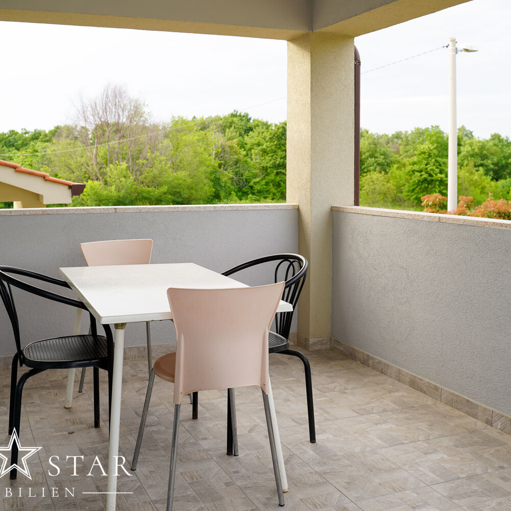 Großes Haus mit Garten in der Nähe von Porec kaufen