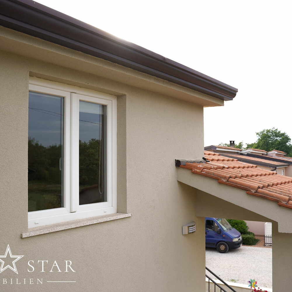 Großes Haus mit Garten in der Nähe von Porec kaufen