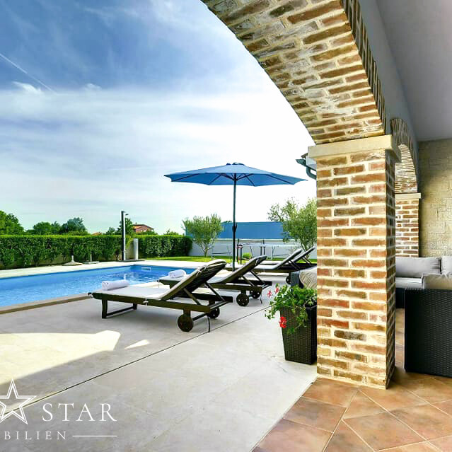 Zwei wunderschöne Steinvillen in Medulin zu verkaufen-1