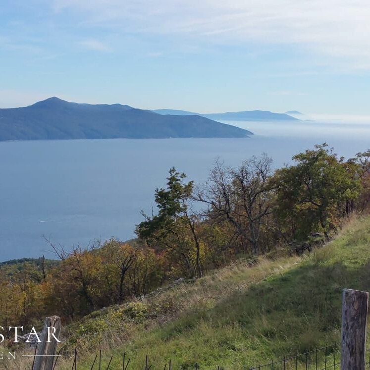 Altes Steinhaus mit Meerblick in Kroatien kaufen