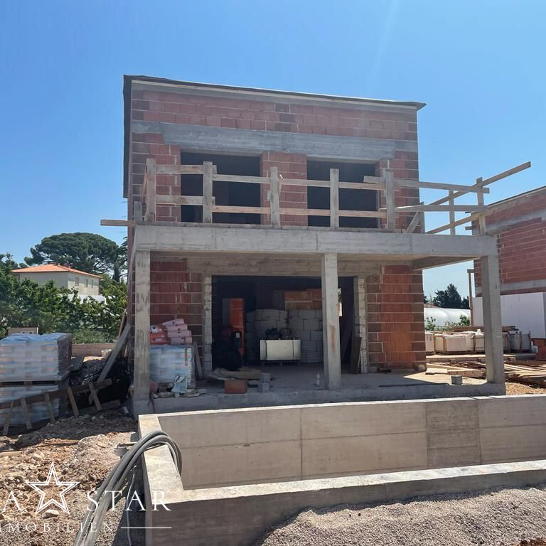 Haus mit Pool in Kroatien am Meer kaufen