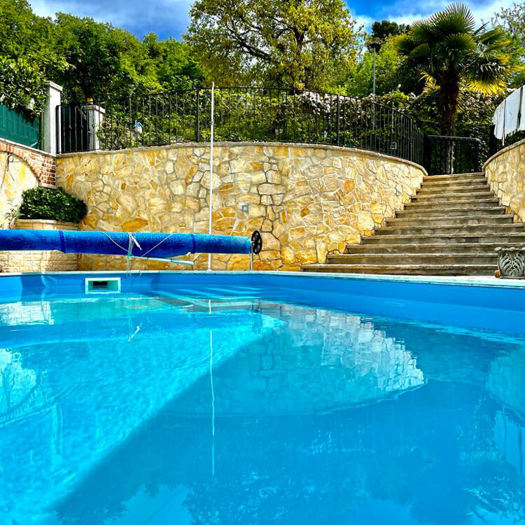 Villa mit Pool in Porec kaufen