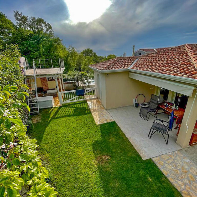 Villa mit Pool in Porec kaufen