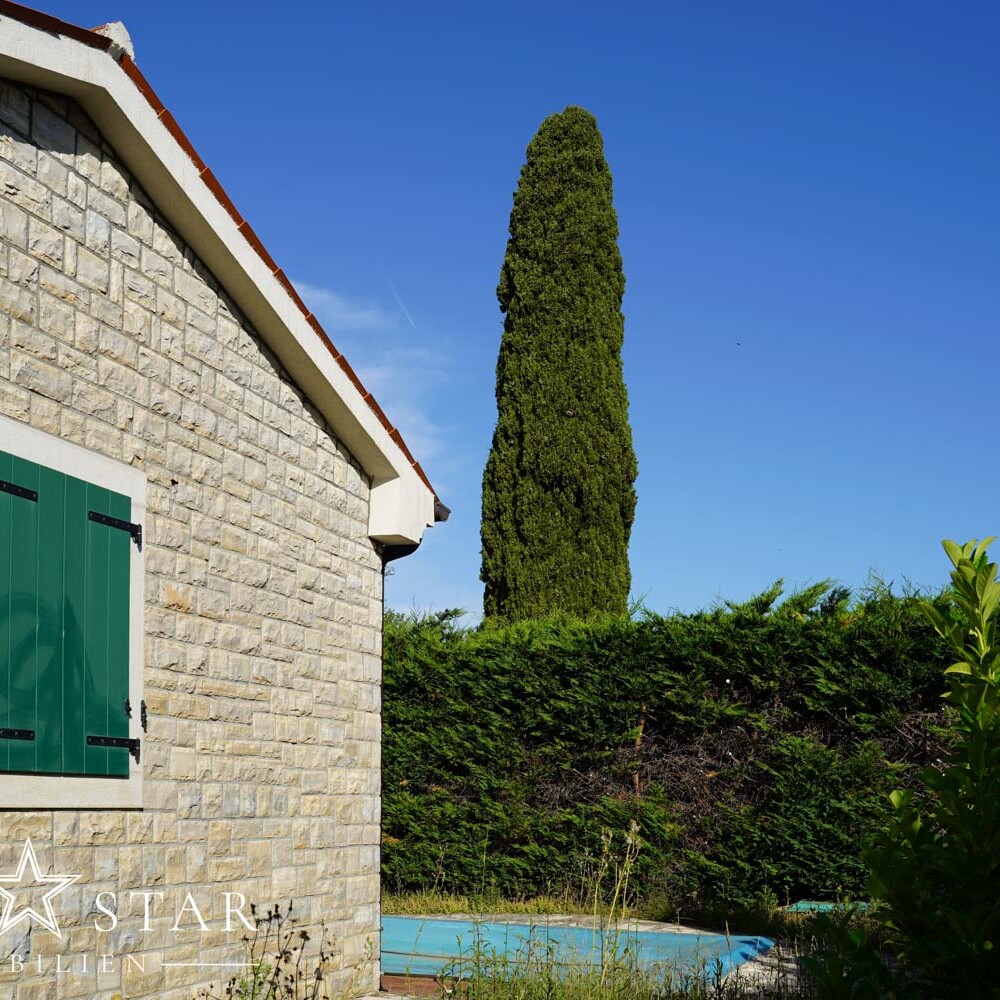 Villa mit Pool in Porec kaufen