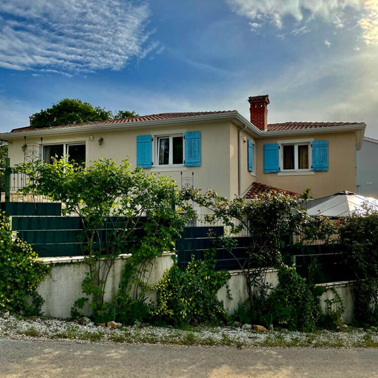 Villa mit Pool in Porec kaufen