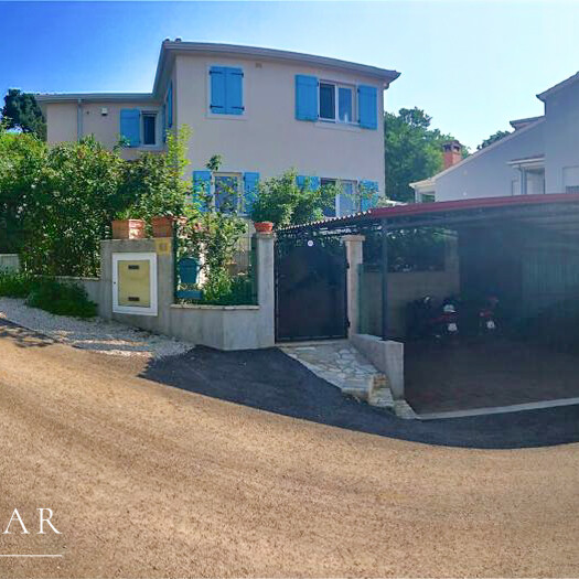 Villa mit Pool in Porec kaufen