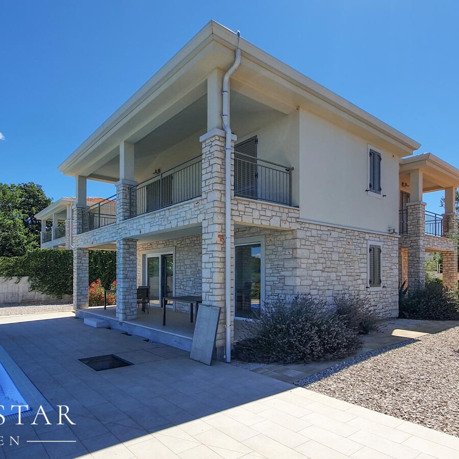 Neubau Villa mit Pool in Kroatien Istrien kaufen