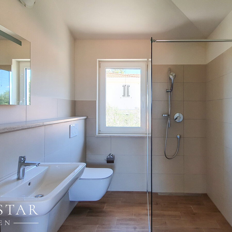 Neubau Villa mit Pool in Kroatien Istrien kaufen