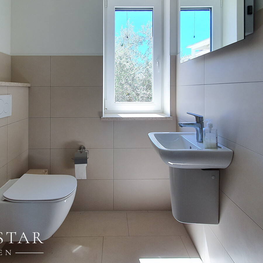 Neubau Villa mit Pool in Kroatien Istrien kaufen