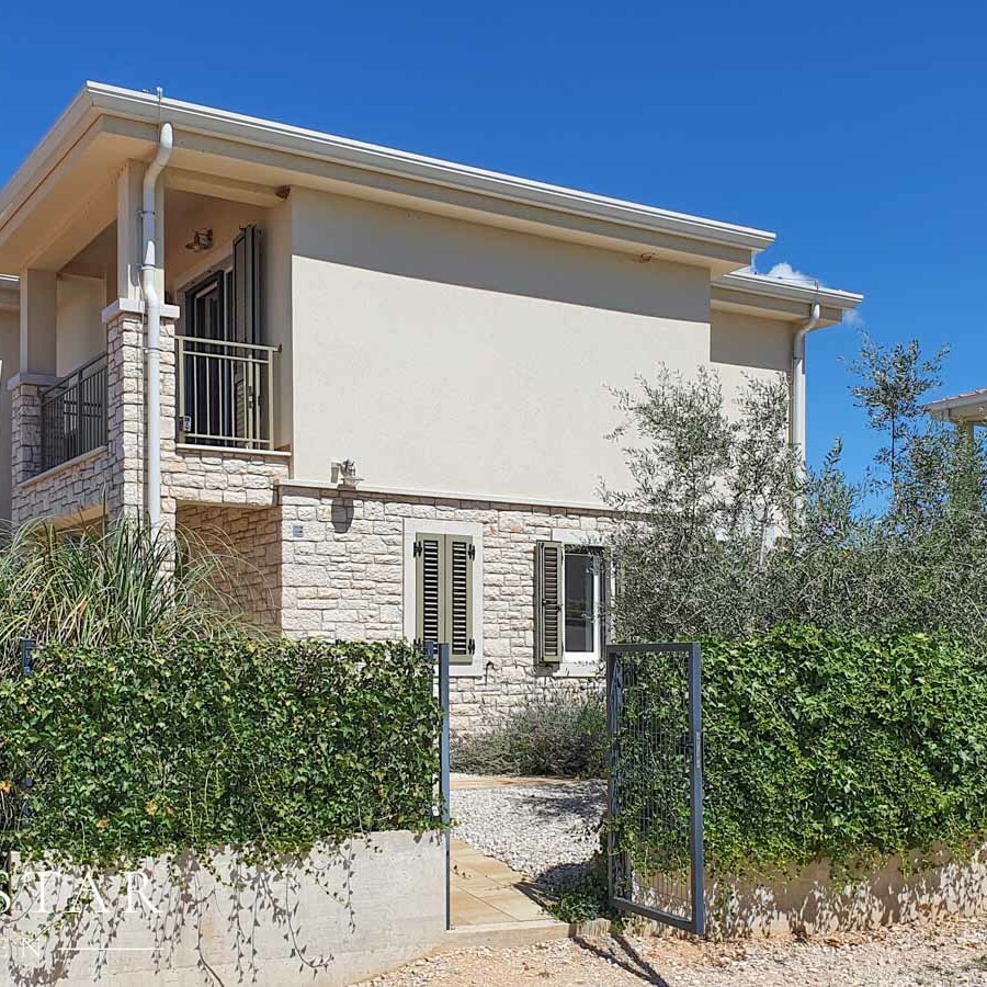 Neubau Villa mit Pool in Kroatien Istrien kaufen