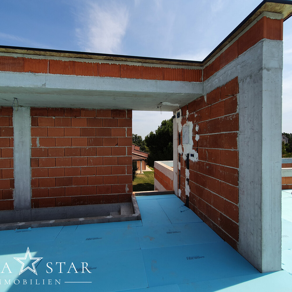 Neubau Wohnung mit Dachterrasse und Meerblick Porec
