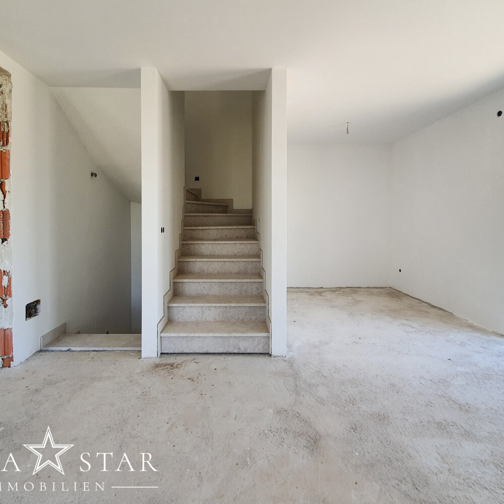 Doppelhaushälfte in Funtana zu verkaufen