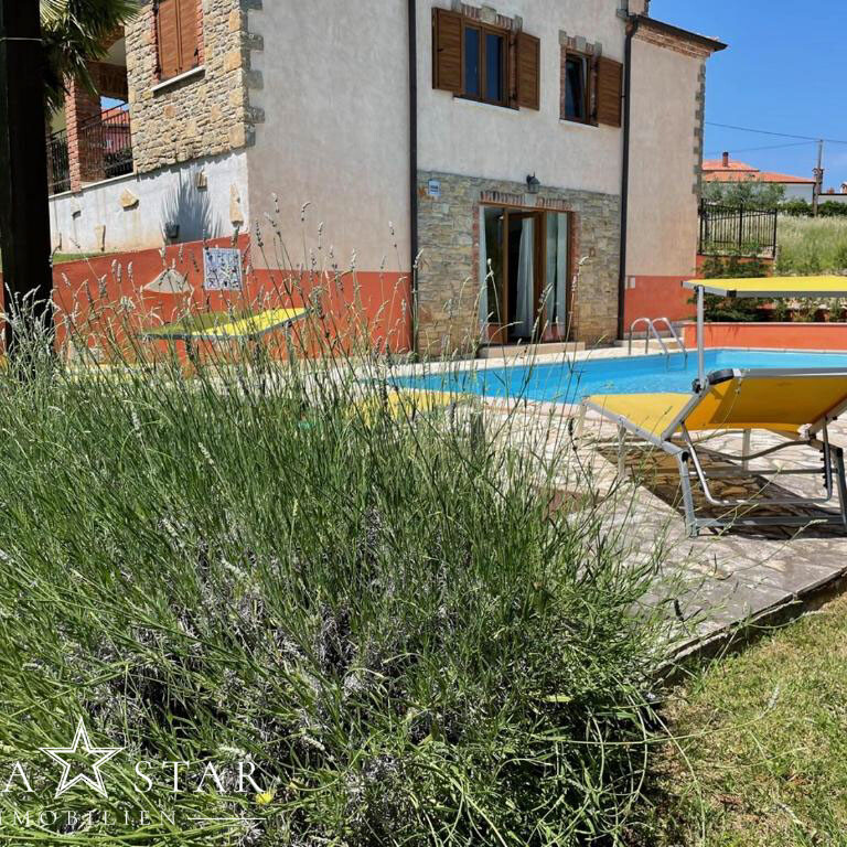 Haus in Kastelir zu verkaufen