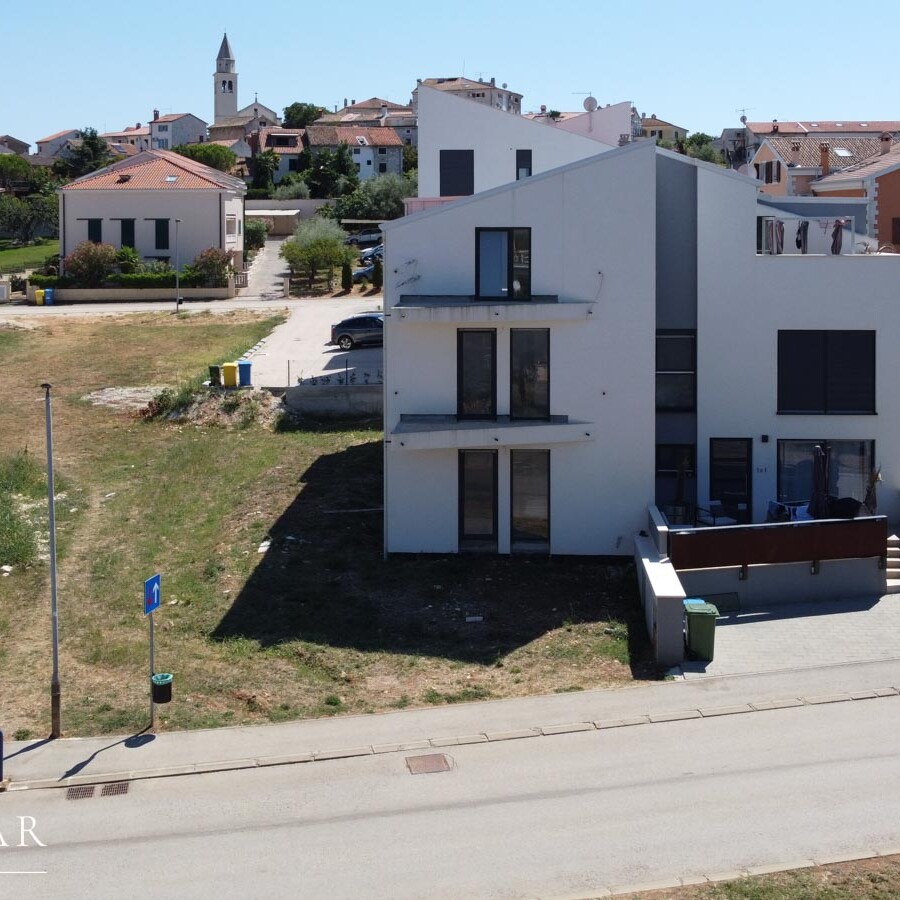 Doppelhaushälfte in Funtana zu verkaufen