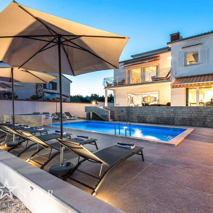 Villa mit Pool zu verkaufen in Porec